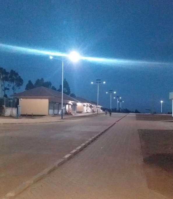 克拉玛依市非洲科特迪瓦太阳能路灯工程